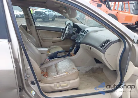 2004 Honda Accord 3.0 Ex z USA, uszkodzony, nr VIN 1HGCM66584A069267